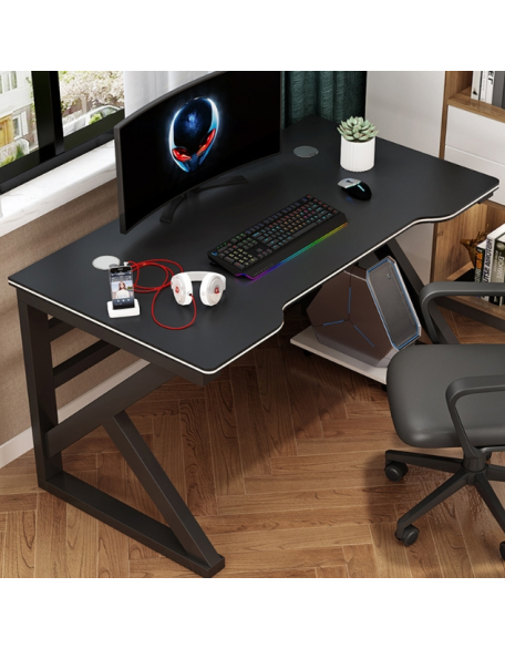 Simple gaming desktop computer desk